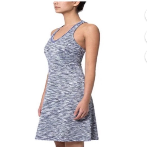 MONDETTA active sports dress green blue built in bra racerback travel size large - Picture 13 of 13